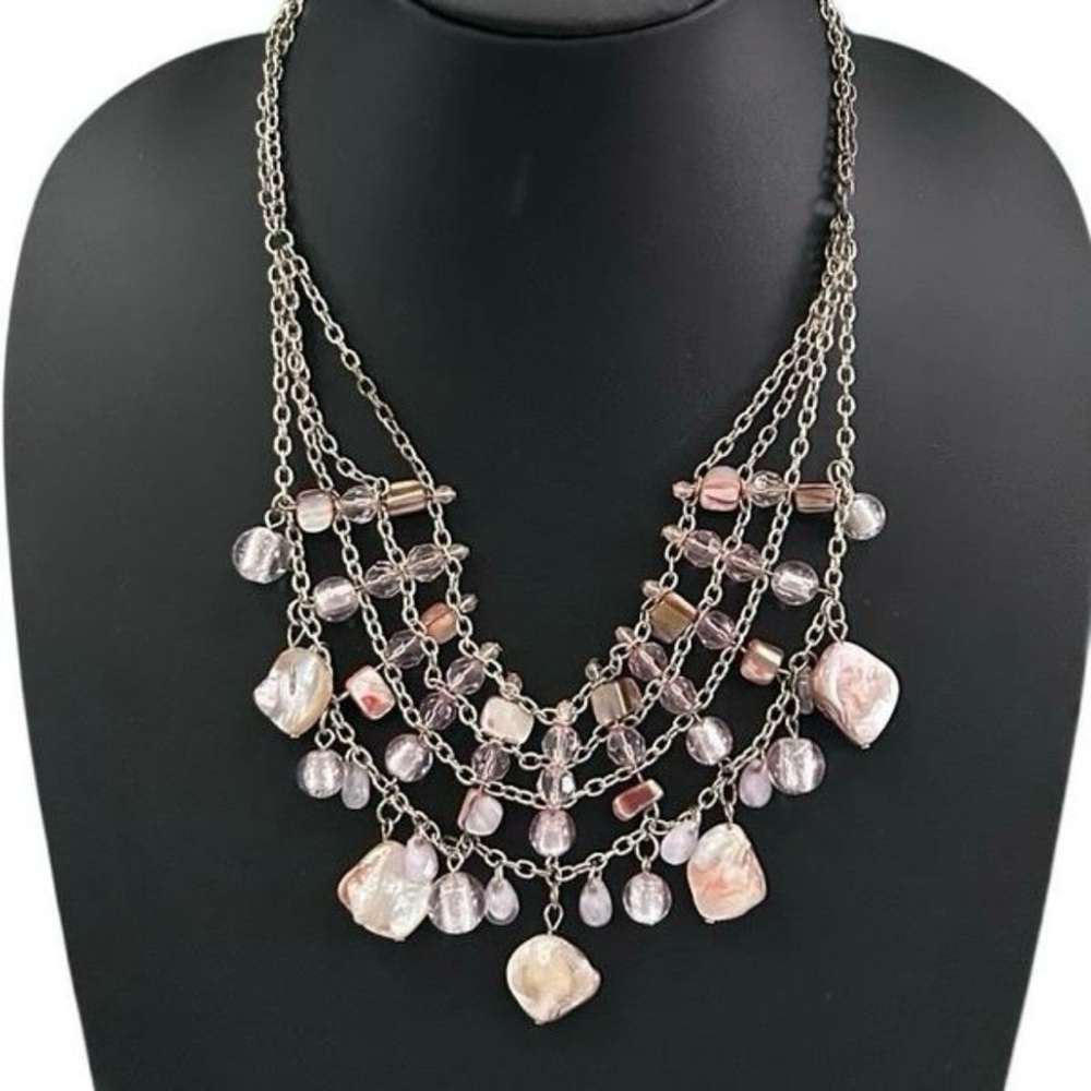 Multi Layer Bib Statement
Necklace 18" Pink Silvertone Baroque Shell Glass Beads